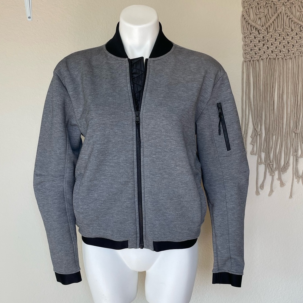 Under Armour | Move Bomber Jacket